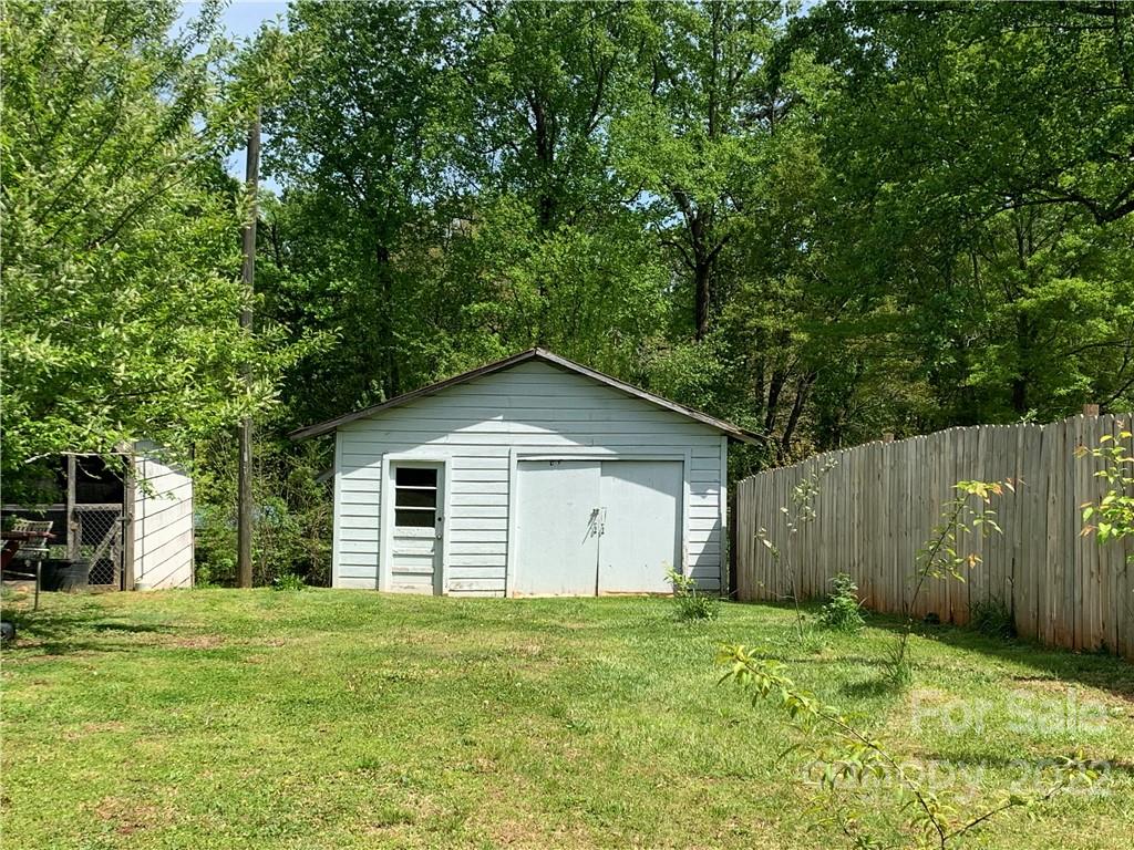 625 Summerow Road, Unit 11 Stanley, NC 28164 - Photo 12 of 14 Gallery Image 12