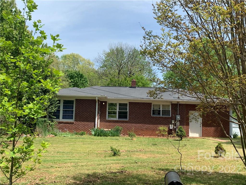 625 Summerow Road, Unit 11 Stanley, NC 28164 - Photo 13 of 14 Gallery Image 13