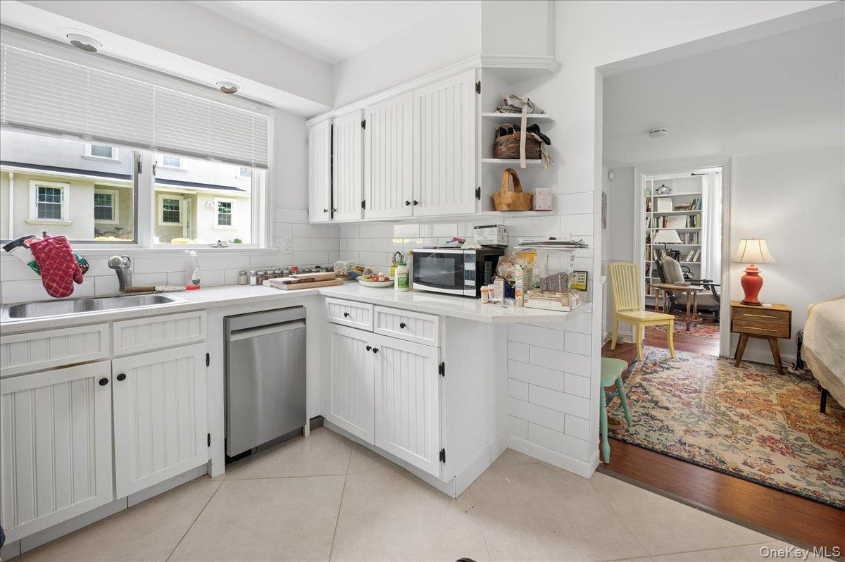 52-54 Orchard Ridge Road Chappaqua, NY 10514 - Photo 16 of 49