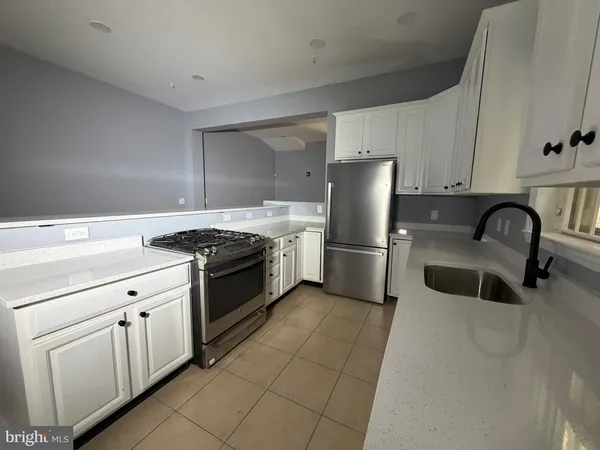 $1,900 | 1831 West Diamond Street, Unit 4R, Philadelphia, PA 19121