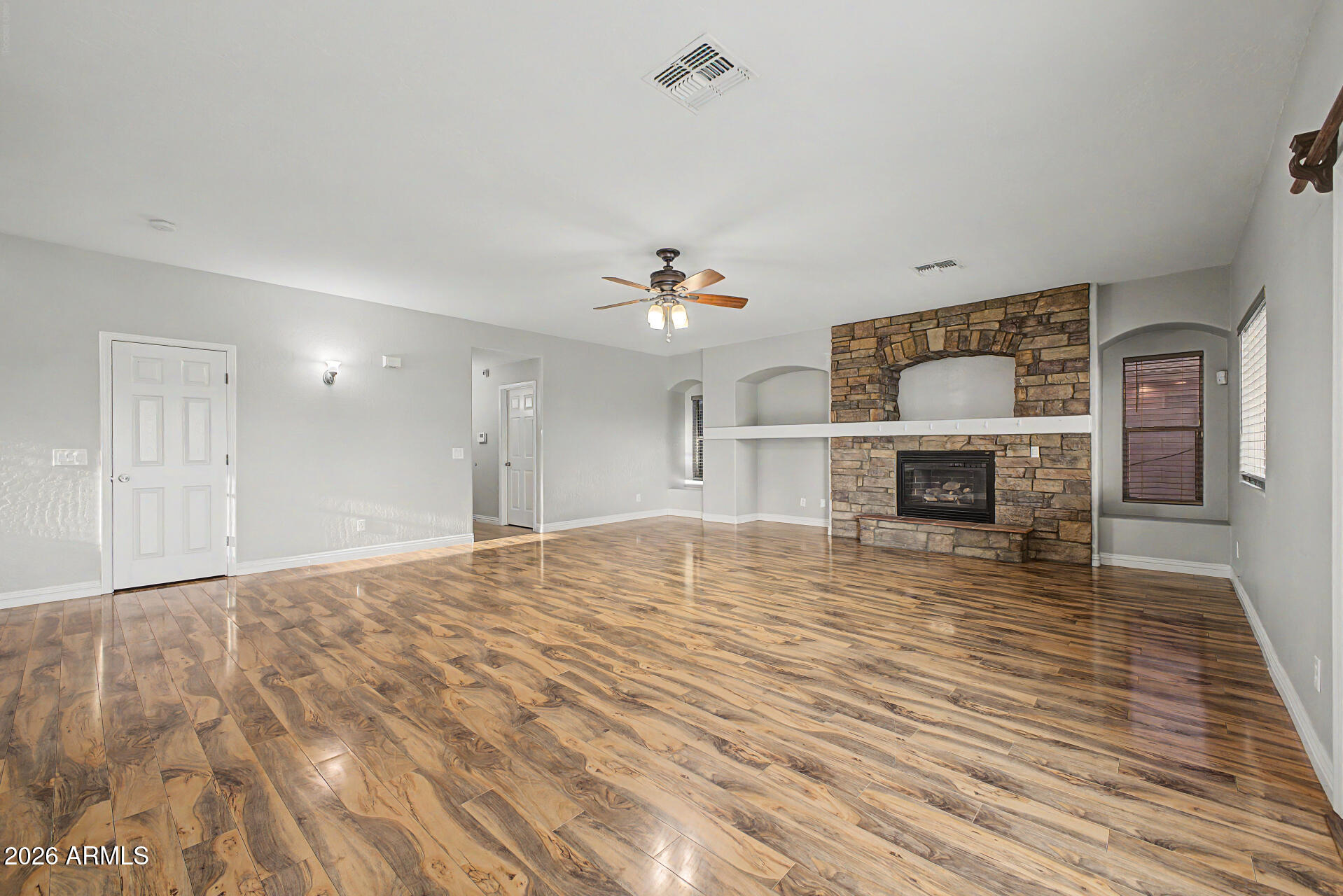 8013 West Crown King Road Phoenix, AZ 85043 - Photo 4 of 51 13 - Crown King