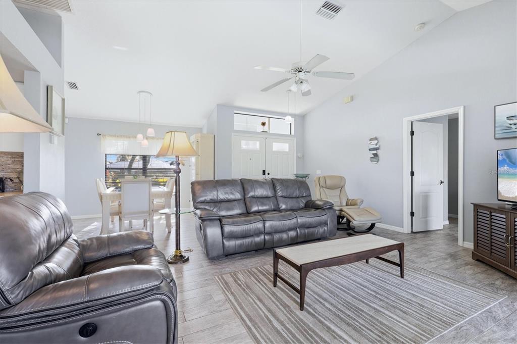 53 Sportsman Road Rotonda West, FL 33947 - Photo 12 of 61 Gallery Image 12