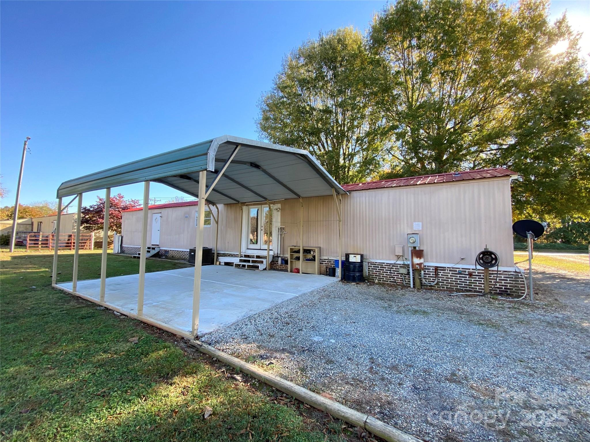 1850 Harrison Road Salisbury, NC 28147 - Photo 4 of 20 Gallery Image 4