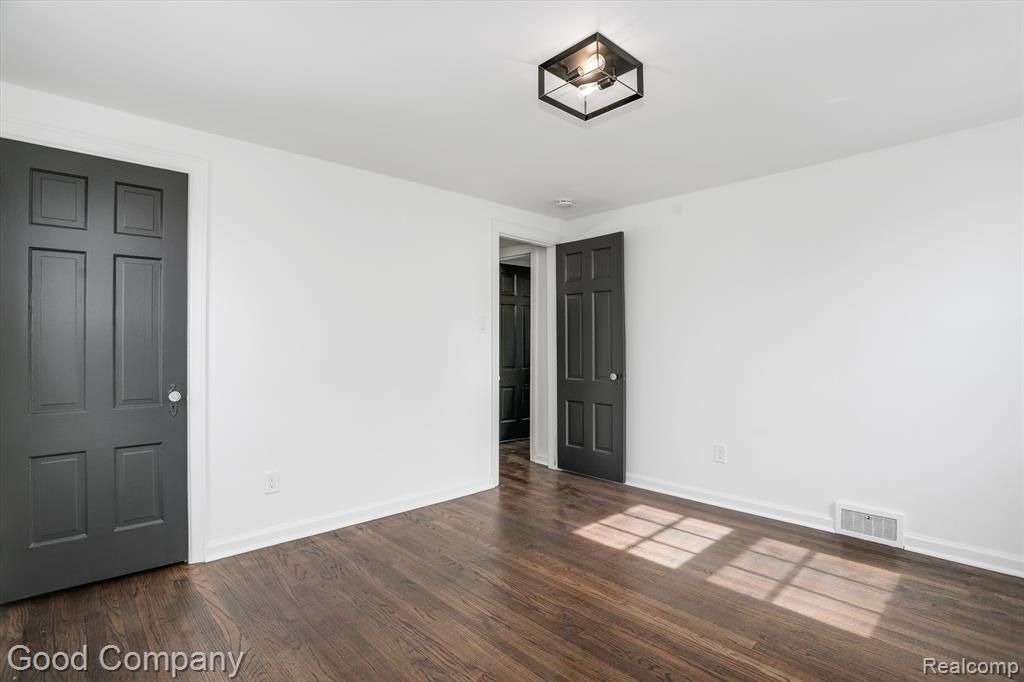207 Riverside Drive Detroit, MI 48215 - Photo 24 of 44 Gallery Image 24