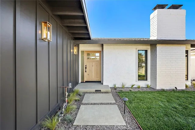 $2,899,000 | 5392 Sierra Roja Road, Irvine, CA 92603