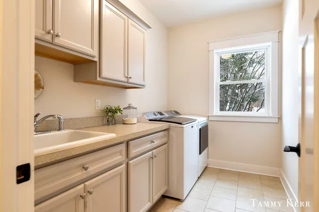 $989,000 | 3388 Palmer Drive, Saugatuck, MI 49453