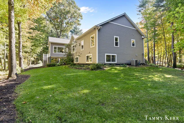 $989,000 | 3388 Palmer Drive, Saugatuck, MI 49453