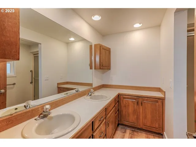 $459,900 | 1735 Misty Place Northwest, Salem, OR 97304