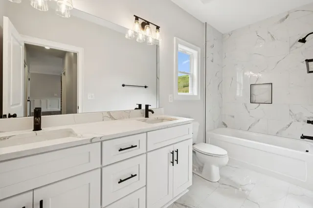 $579,000 | 123 Casey Street, Brush Creek, TN 38547