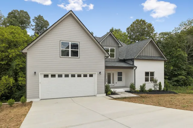 $579,000 | 123 Casey Street, Brush Creek, TN 38547