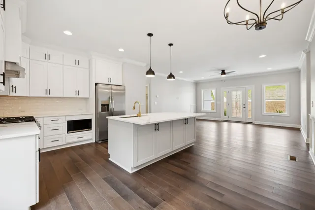 $579,000 | 123 Casey Street, Brush Creek, TN 38547