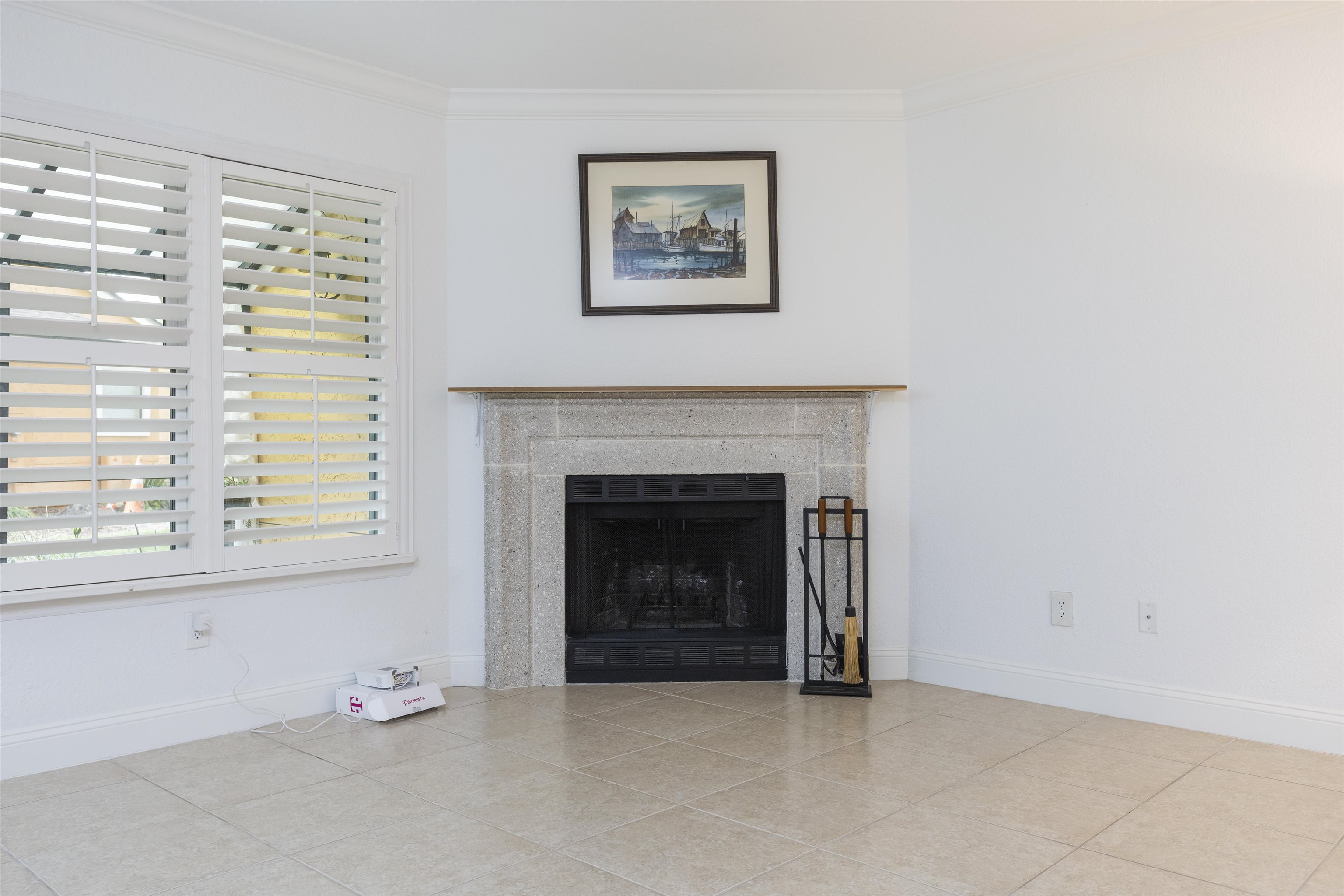 923 Seashell Lane Ponte Vedra Beach, FL 32082 - Photo 14 of 60 a view of an empty room with a window
