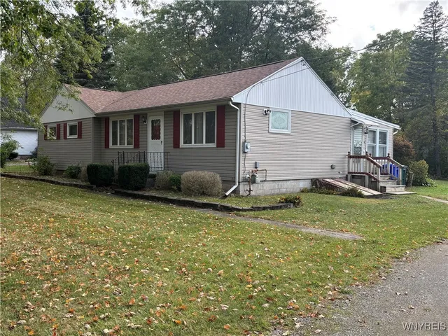 $200,000 | 3204 Ewings Road, Newfane, NY 14108