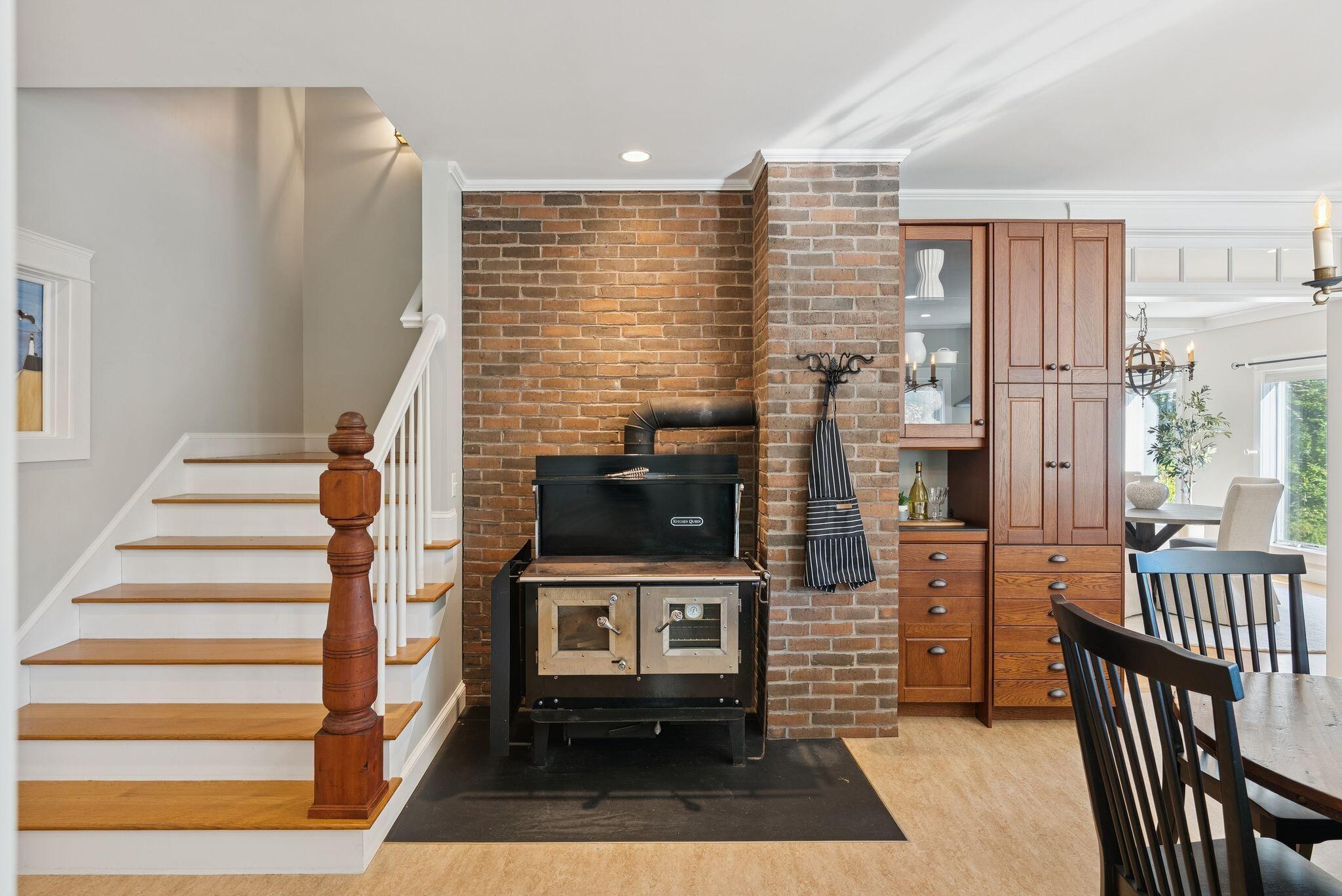 11 Orchard Hill Road Freeport, ME 04032 - Photo 23 of 96 Kitchen