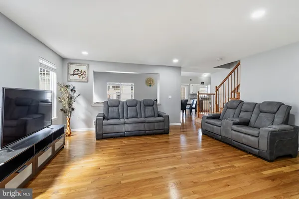 $770,000 | 109 Canal View Drive, Lawrenceville, NJ 08648