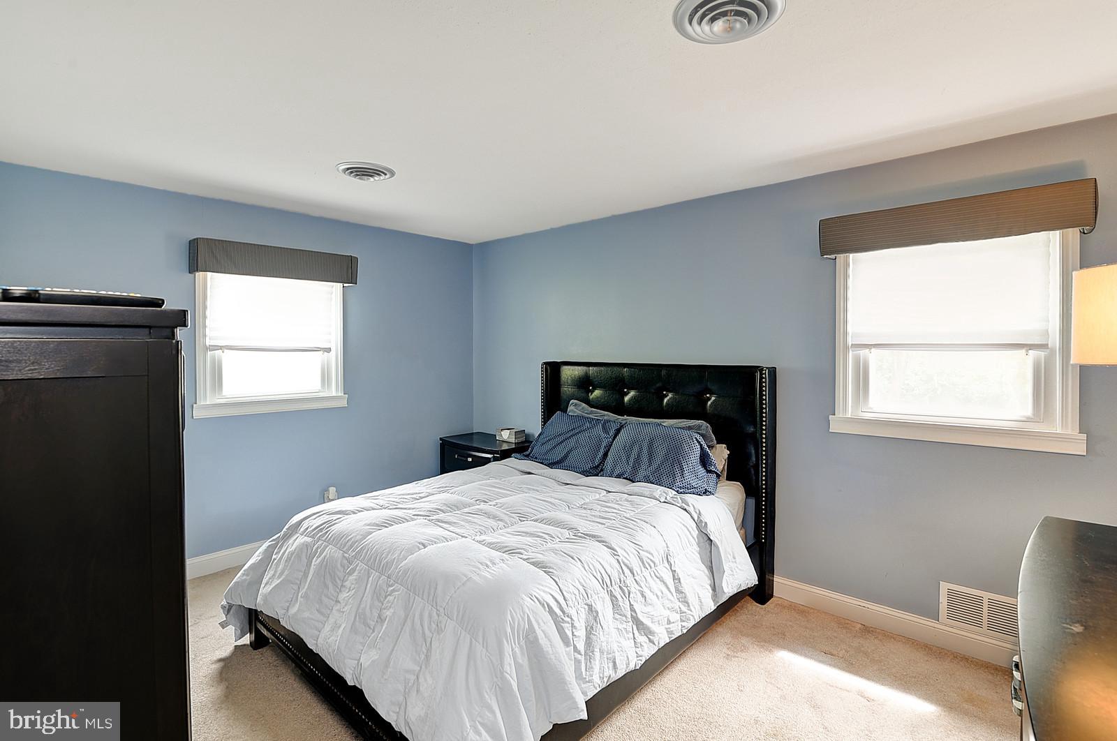 50 Hempstead Road Hamilton, NJ 08610 - Photo 12 of 21 Gallery Image 12