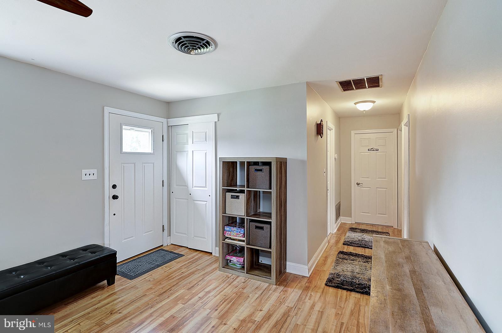 50 Hempstead Road Hamilton, NJ 08610 - Photo 3 of 21 Gallery Image 3