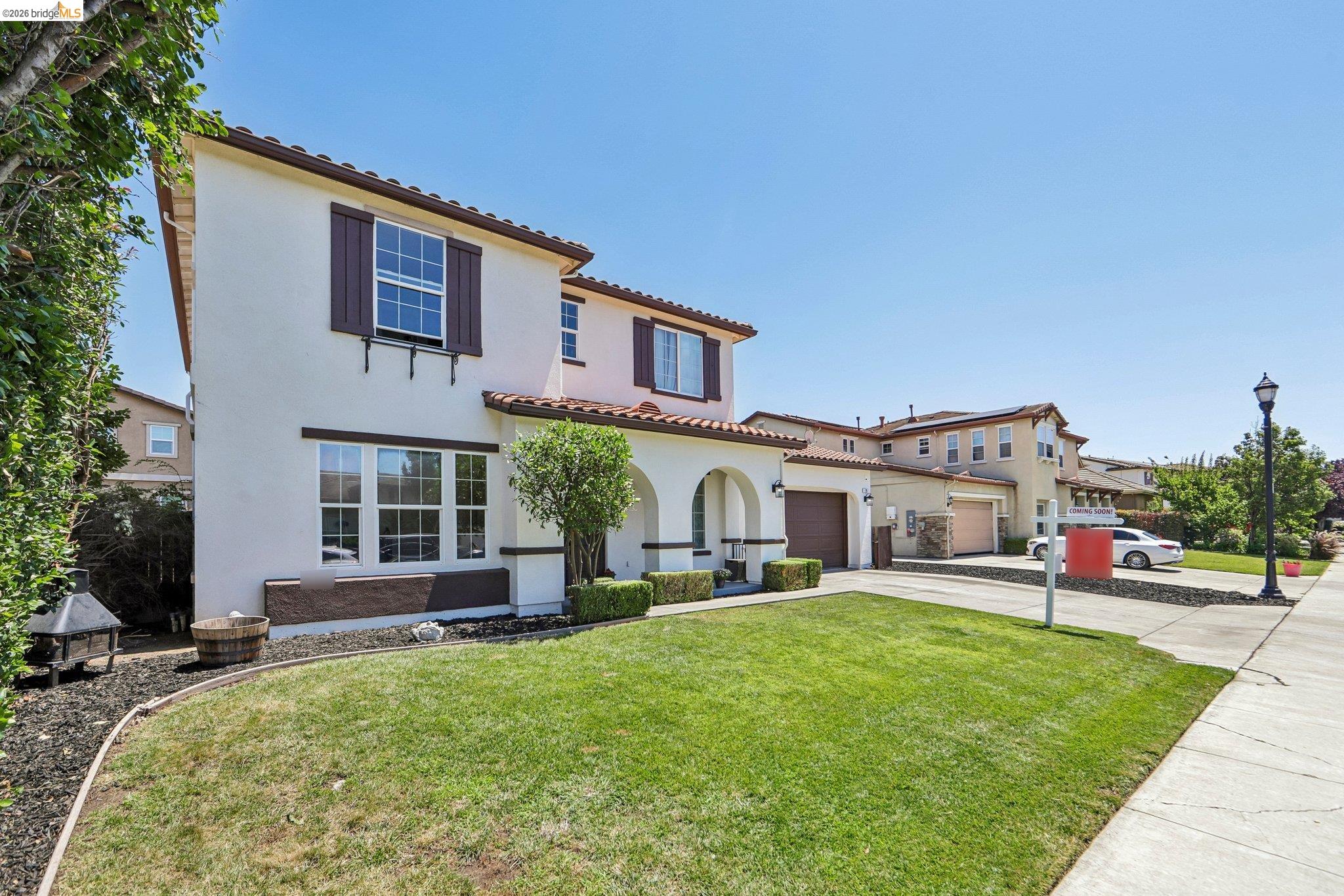 19 Minaret Road Oakley, CA 94561 - Photo 2 of 50