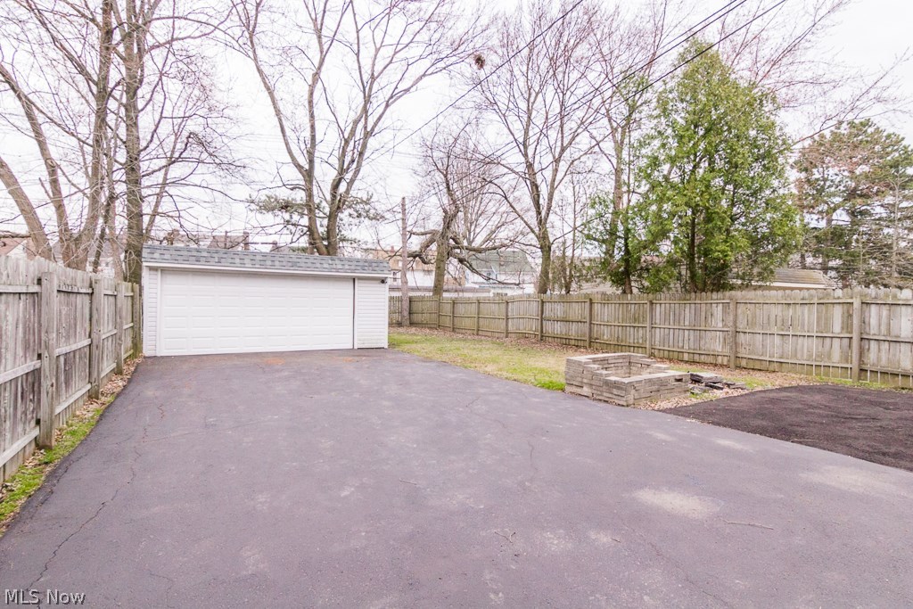 3514 Tullamore Road Cleveland, OH 44118 - Photo 32 of 32 Gallery Image 32