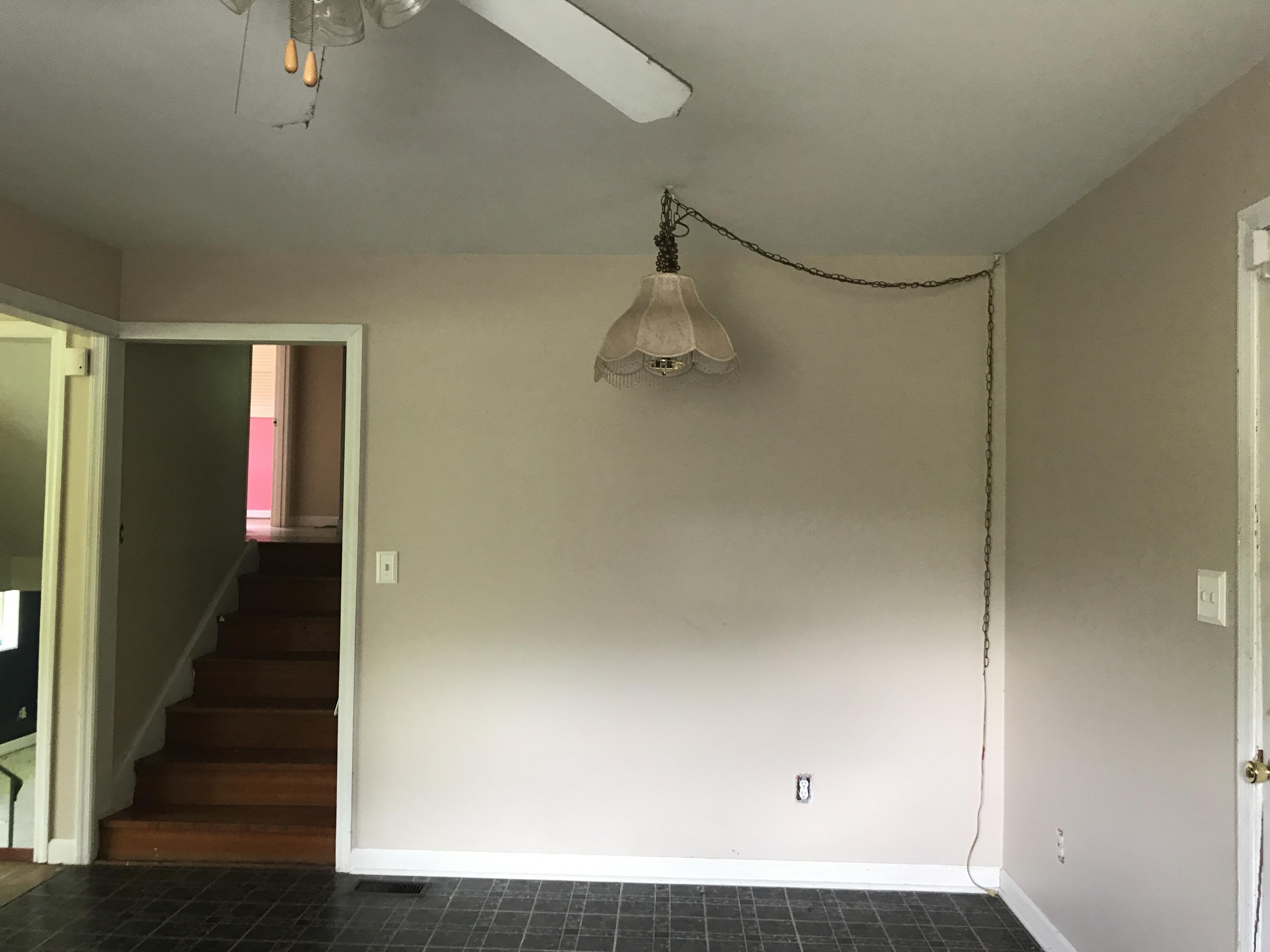 206 High Point Road Middlesboro, KY 40965 - Photo 7 of 14 Dining Room