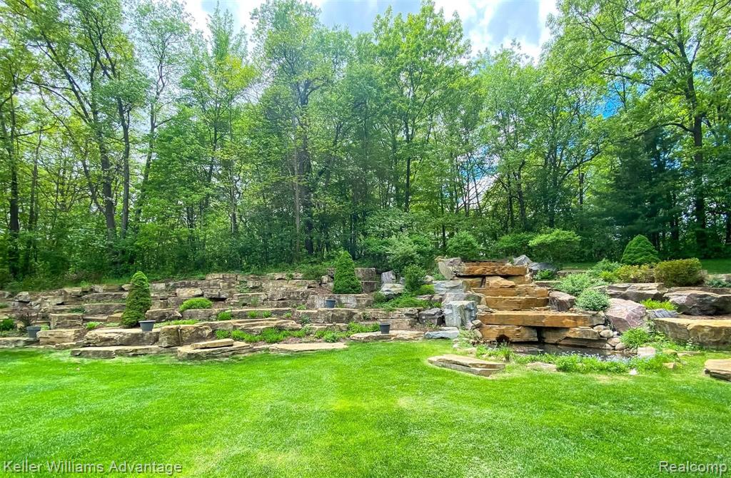 5520 Oak Bluff Road Rochester, MI 48306 - Photo 55 of 60