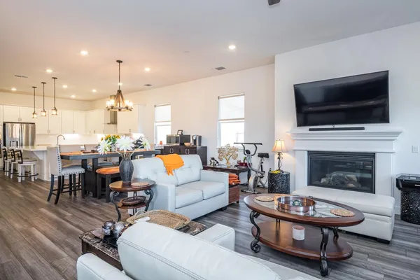 $799,950 | 8305 Bent Tree Drive, Roseville, CA 95747