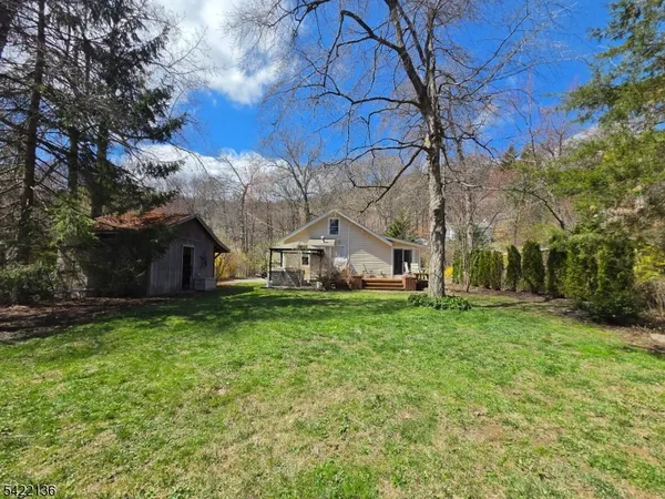 $2,250 | 36 Julie Lane, Greenwood Lake, NY 10925