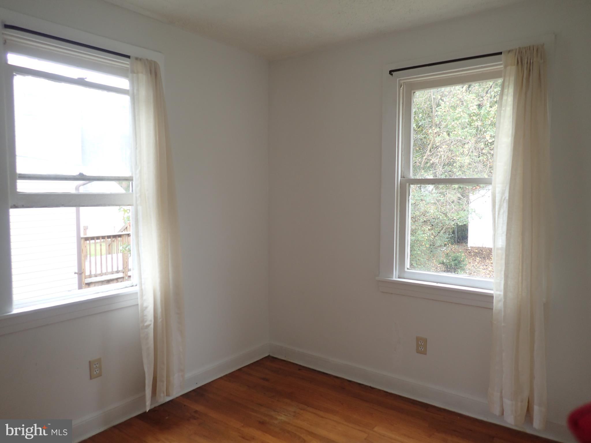 6715 Larkspur Road Morningside, MD 20746 - Photo 5 of 29 Bedroom 2 - Hardwoods Floors