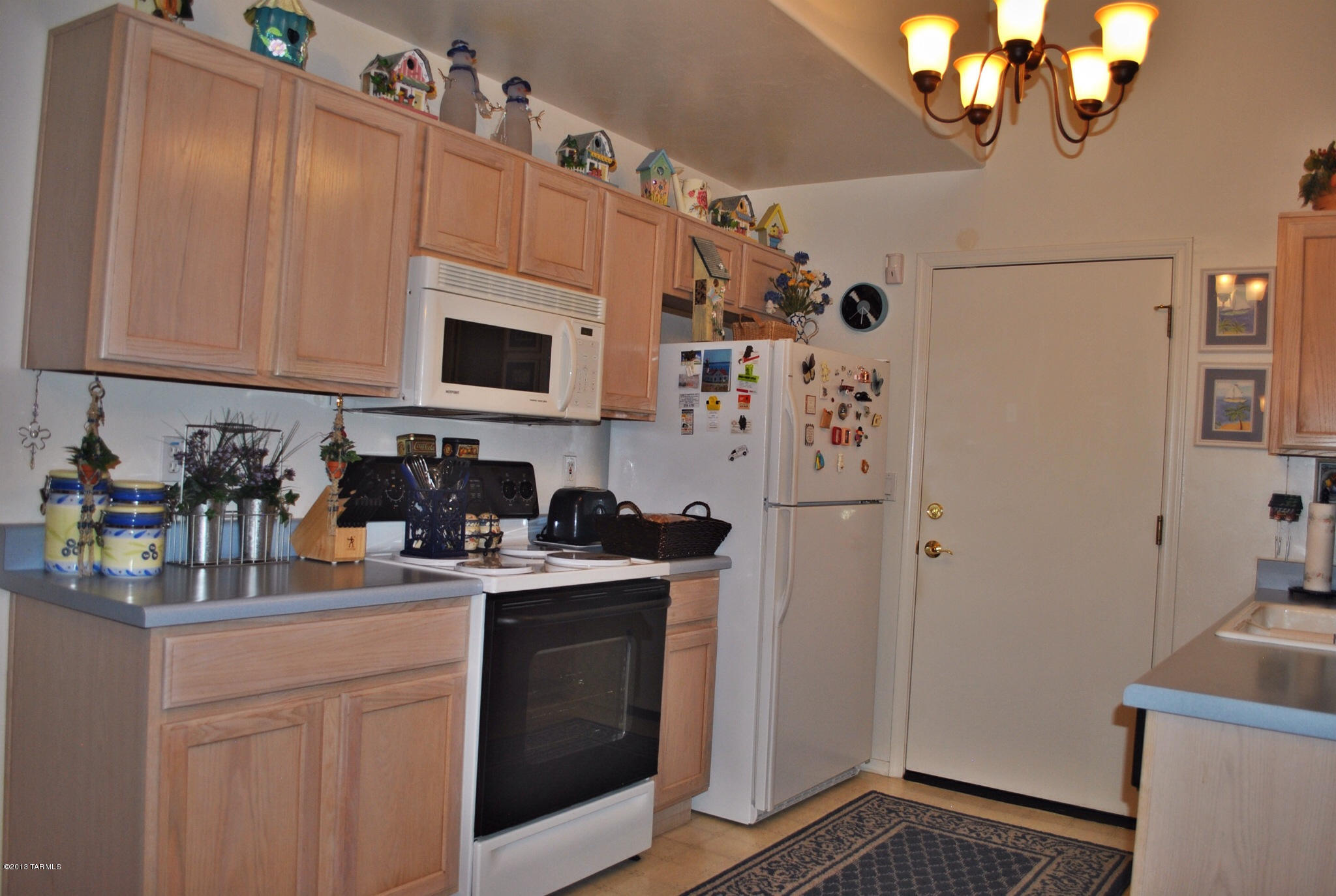 7731 South Lions Spring Way Tucson, AZ 85747 - Photo 9 of 16