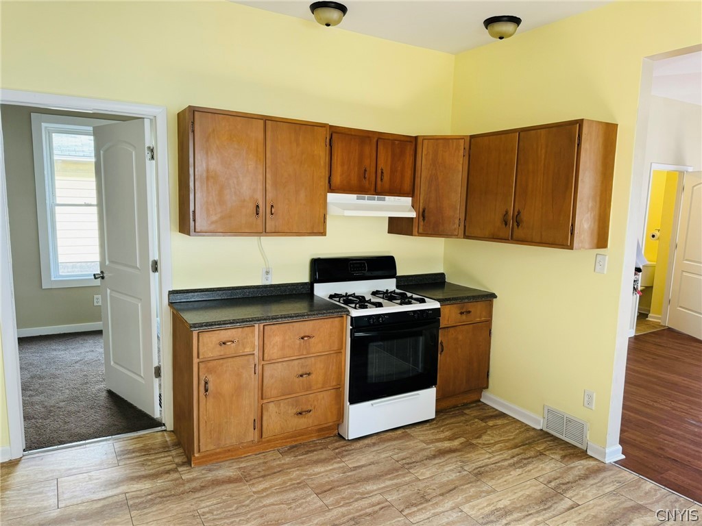 94 Pendleton Street Cortland, NY 13045 - Photo 8 of 29 Apt 1 Kitchen