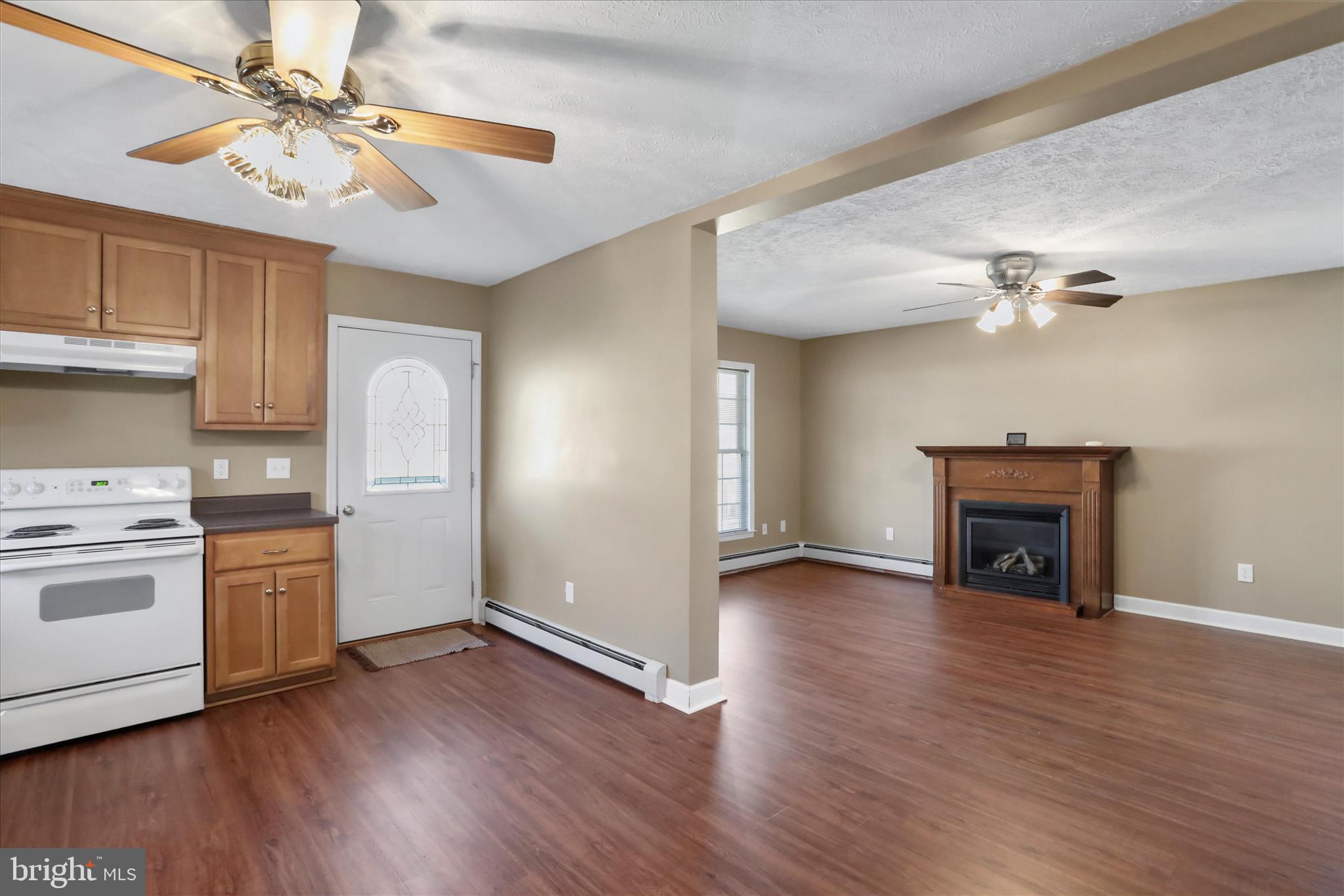 1307 Broadford Road Mountain Lake Park, MD 21550 - Photo 7 of 22 Living Room
