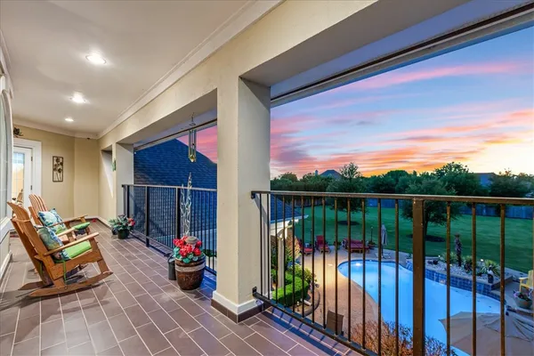 $1,100,000 | 1021 Park Ridge Circle, McGregor, TX 76657