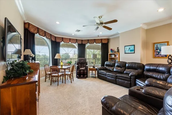 $1,100,000 | 1021 Park Ridge Circle, McGregor, TX 76657