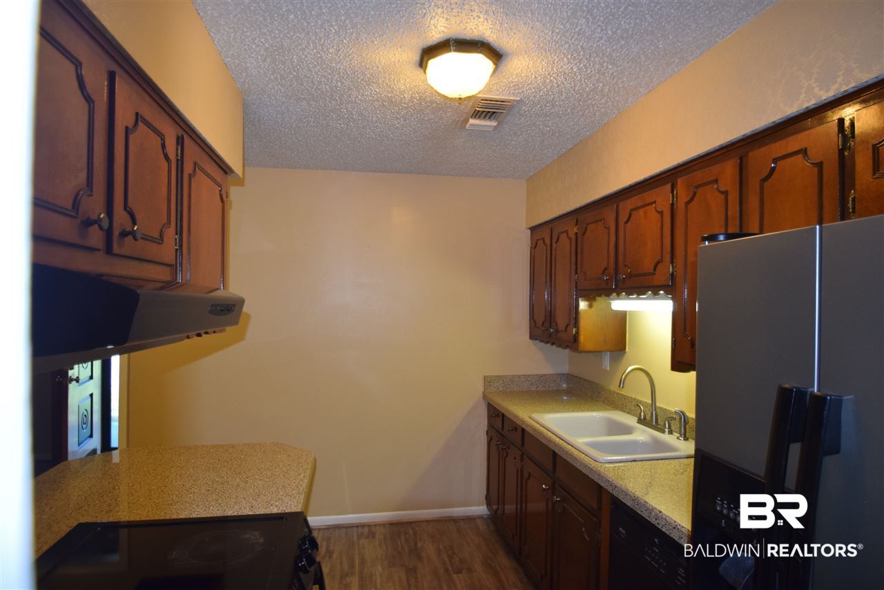 4162 Benson Drive Mobile, AL 36618 - Photo 11 of 22