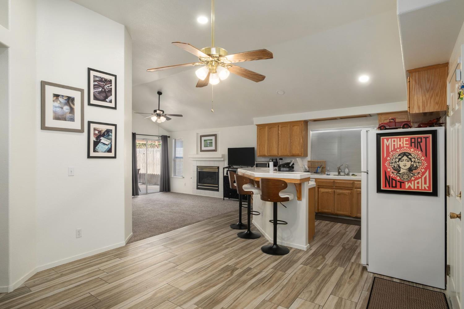 5682 West Sample Avenue Fresno, CA 93722 - Photo 8 of 25