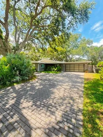 $3,695 | 9 Southwind Drive, Largo, FL 33770
