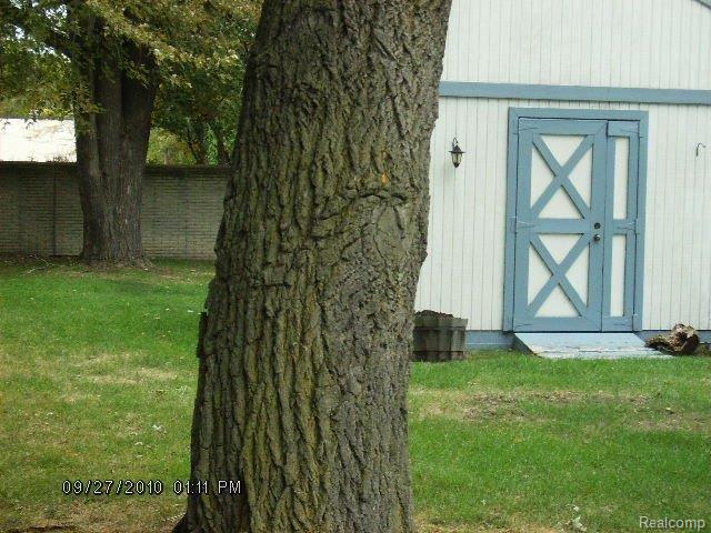 27120 Bunert Road Warren, MI 48088 - Photo 3 of 7 HPIM6346