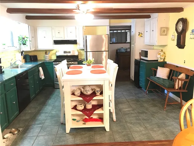 $475,000 | 179 Ln 4, Warwick, RI 02888