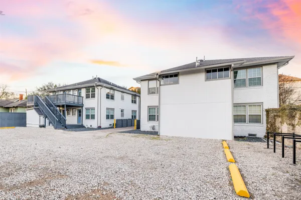 $1,550 | 605 Bomar Street, Unit 3, Houston, TX 77006