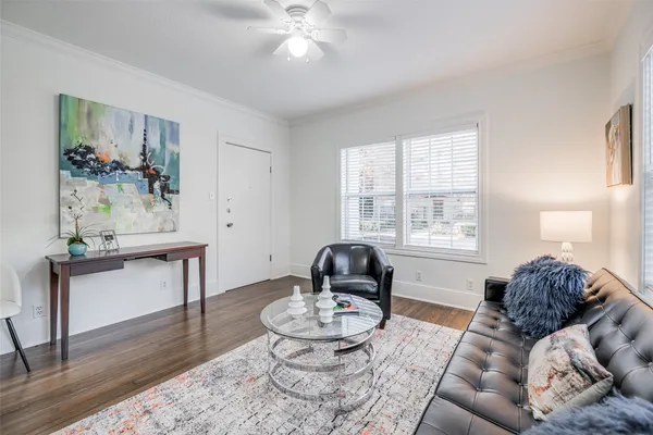 $1,550 | 605 Bomar Street, Unit 3, Houston, TX 77006