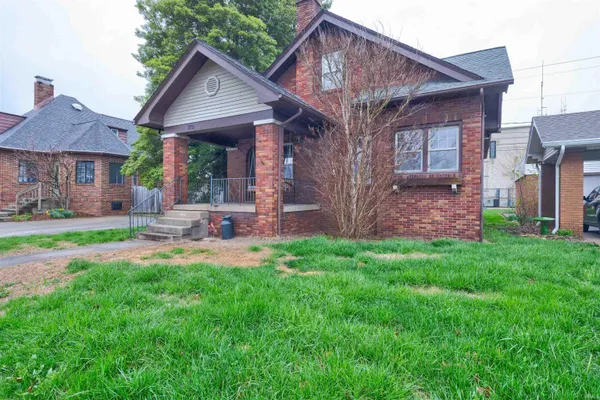 $229,900 | 310 East 5th Street, Jasper, IN 47546