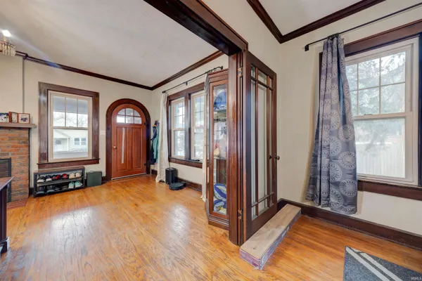 $229,900 | 310 East 5th Street, Jasper, IN 47546