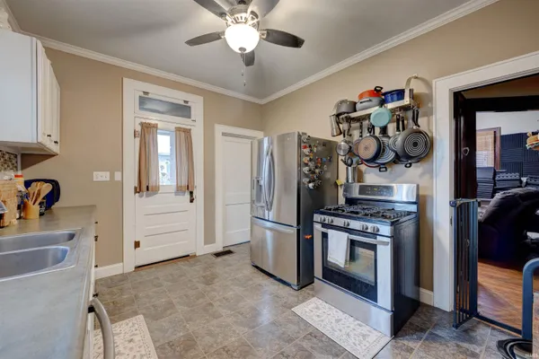 $229,900 | 310 East 5th Street, Jasper, IN 47546