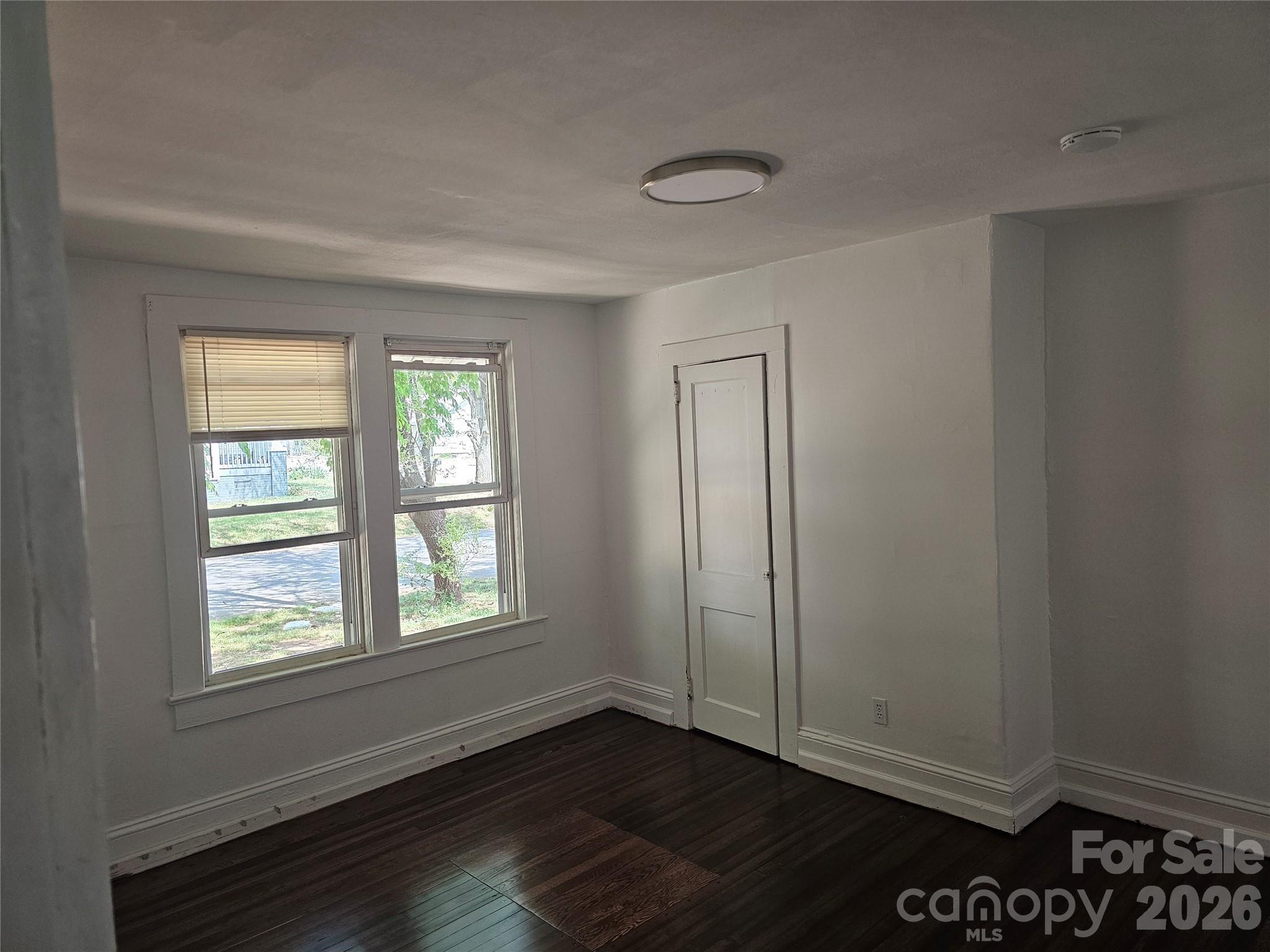 406 26th Street Southwest Hickory, NC 28602 - Photo 6 of 13