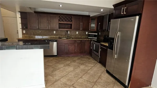 $2,750 | 20814 San Simeon Way, Unit 108, Miami, FL 33179