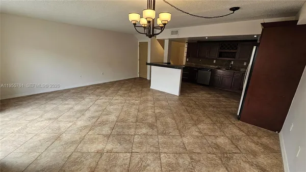 $2,750 | 20814 San Simeon Way, Unit 108, Miami, FL 33179