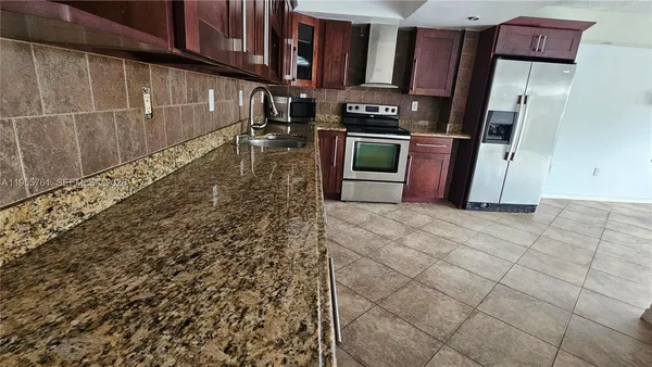 $2,750 | 20814 San Simeon Way, Unit 108, Miami, FL 33179