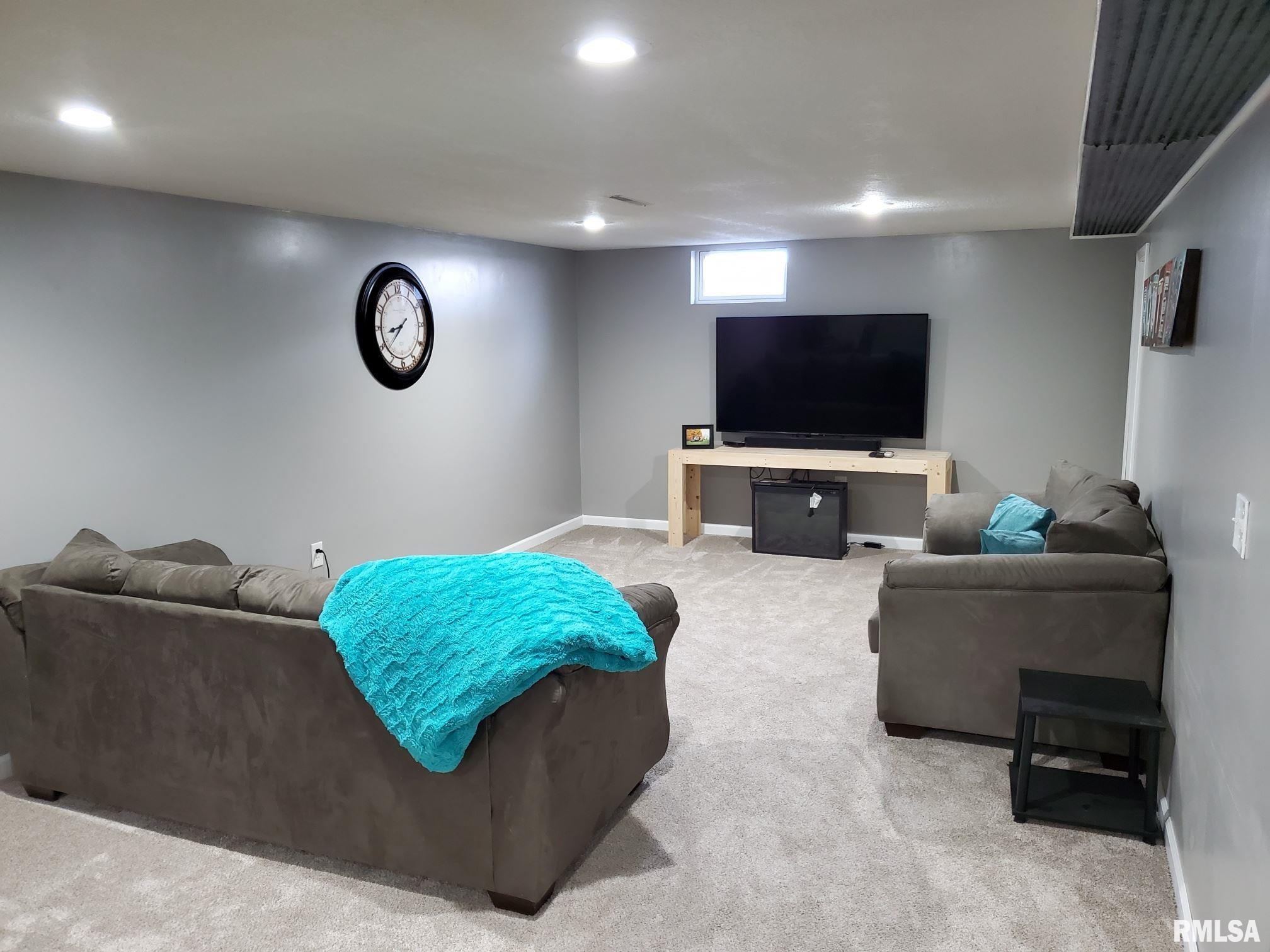 4355 Main Street Andover, IA 52701 - Photo 17 of 30 Gallery Image 17