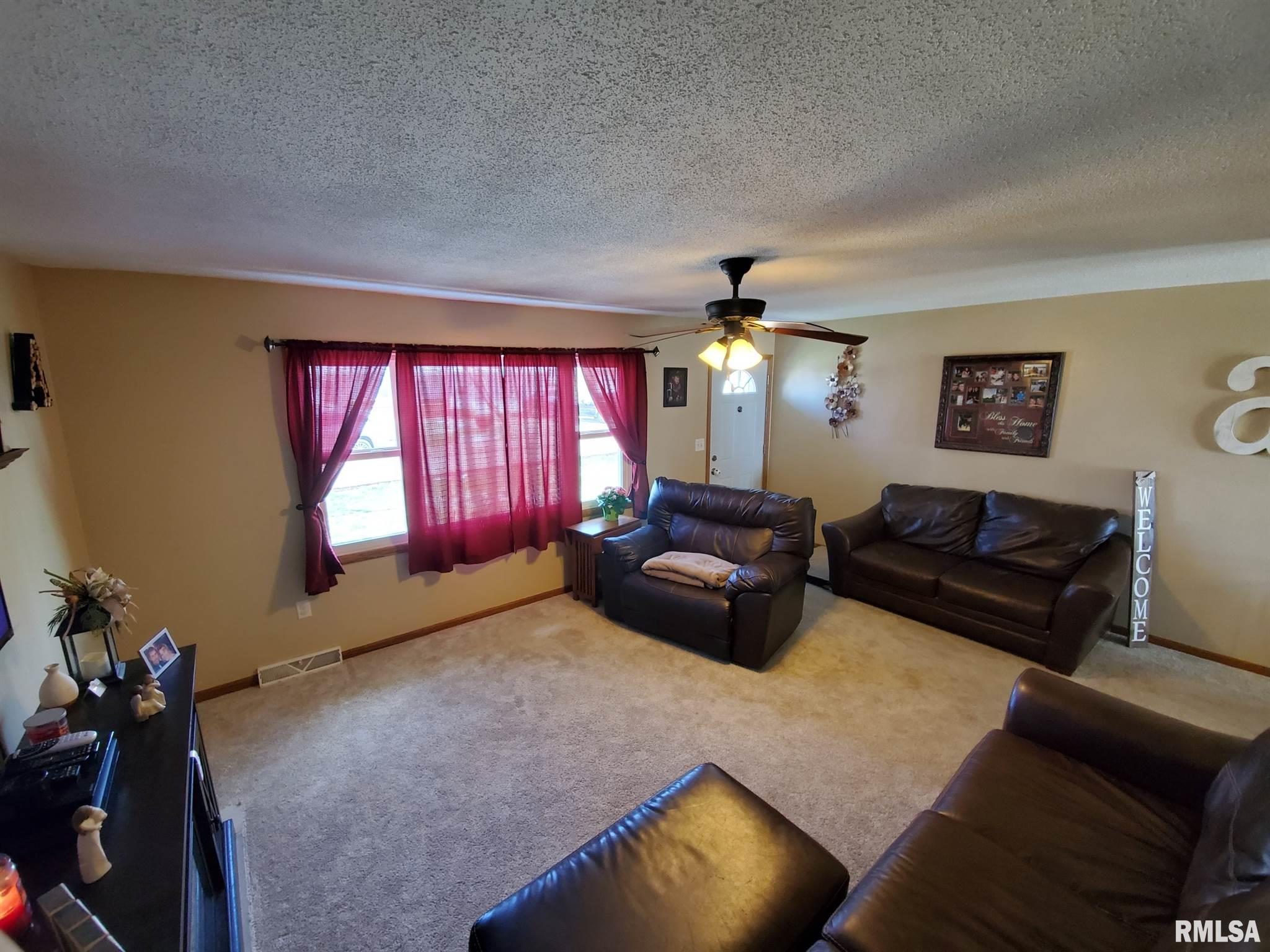 4355 Main Street Andover, IA 52701 - Photo 5 of 30 Gallery Image 5