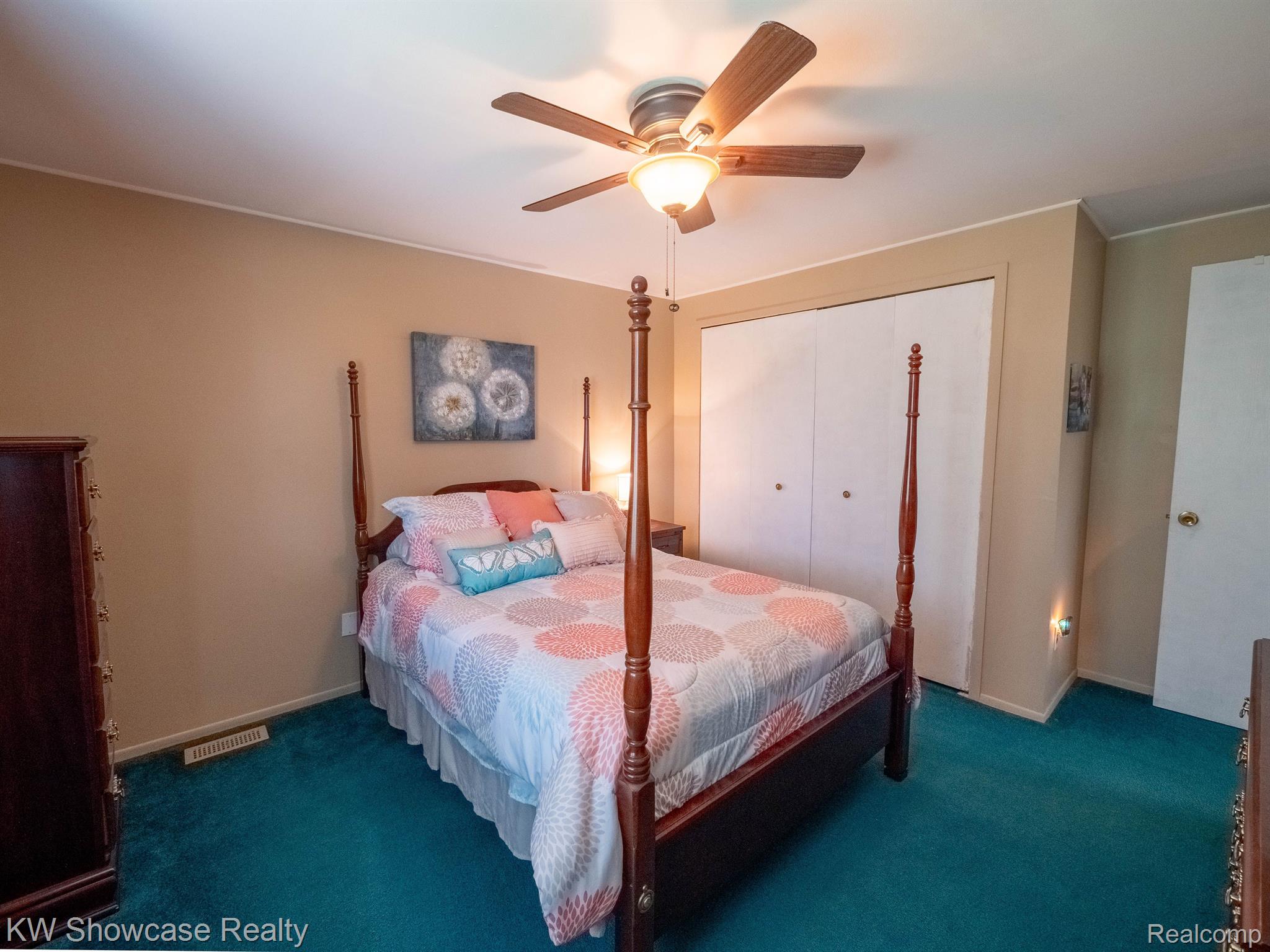 45646 Spagnuolo Road Macomb, MI 48044 - Photo 34 of 42 Gallery Image 34